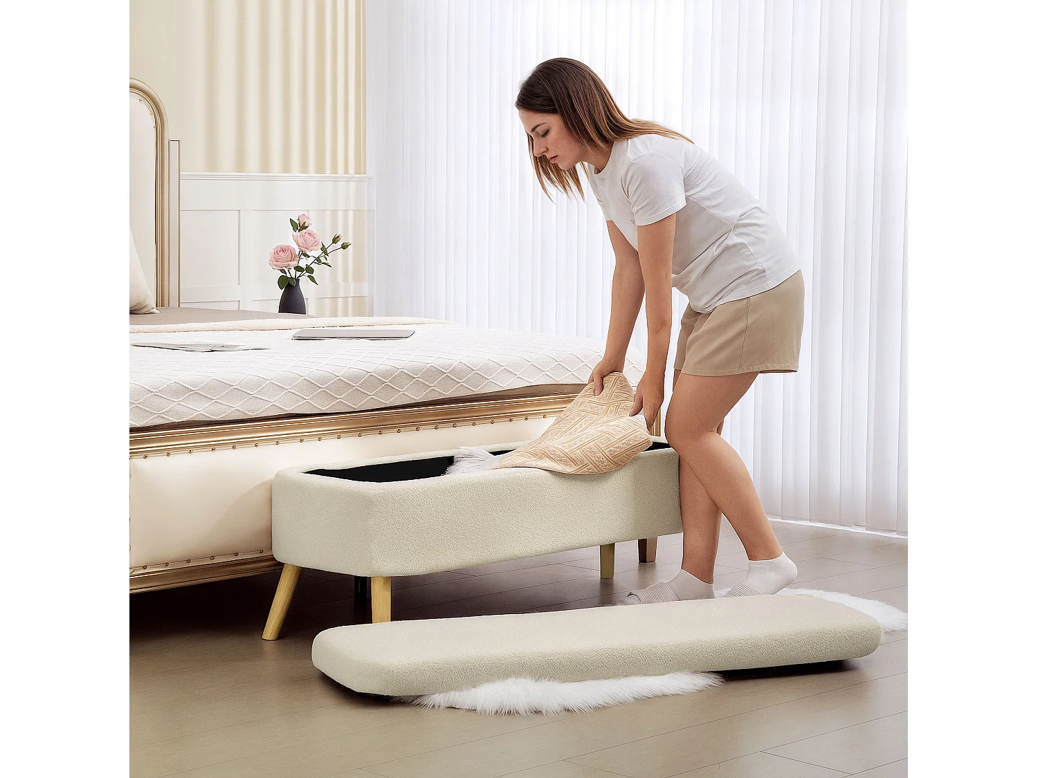 Panca contenitore imbottita da 65L in tessuto teddy beige