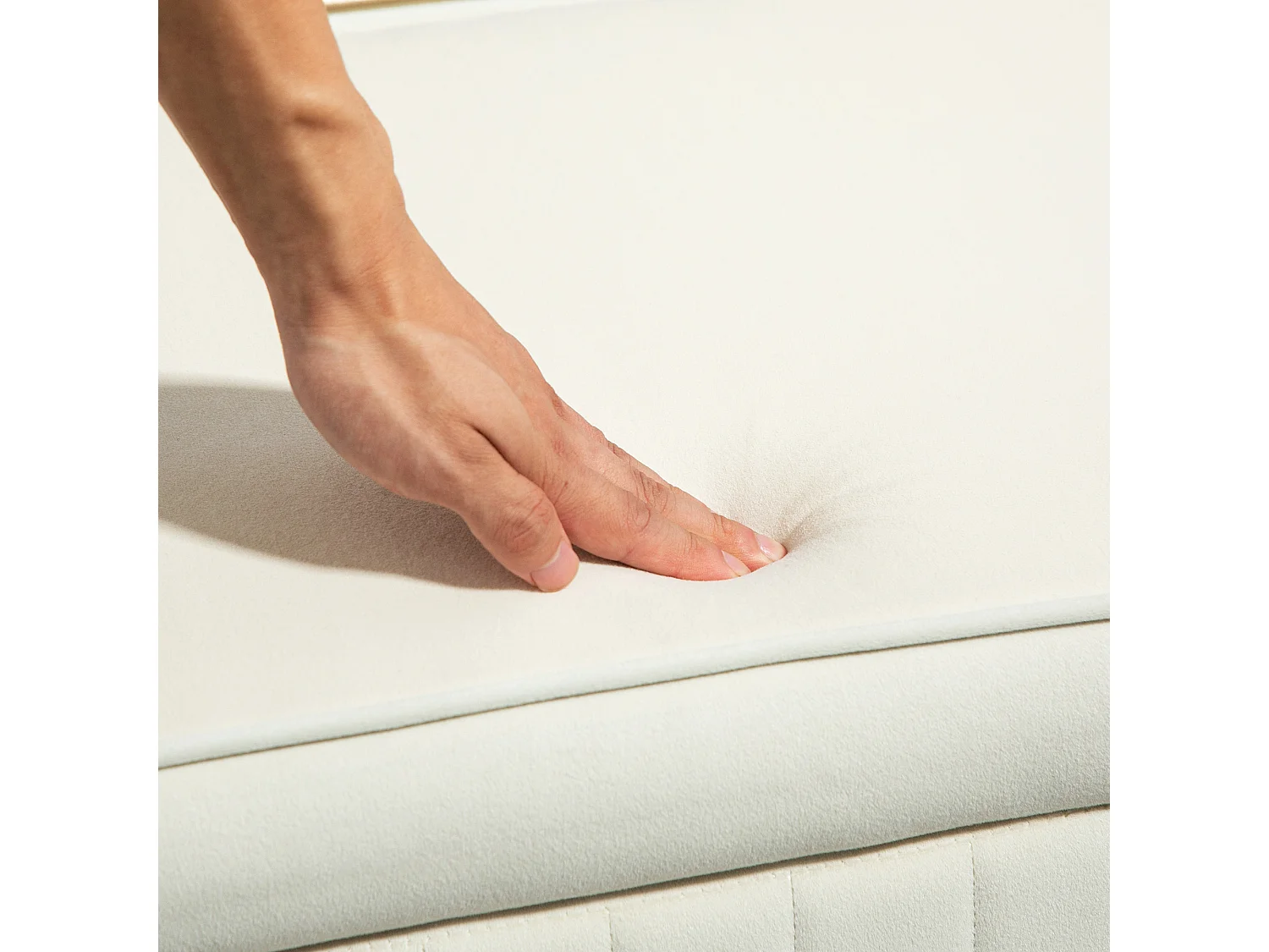 Panca contenitore ovale da 72l in tessuto effetto velluto crema