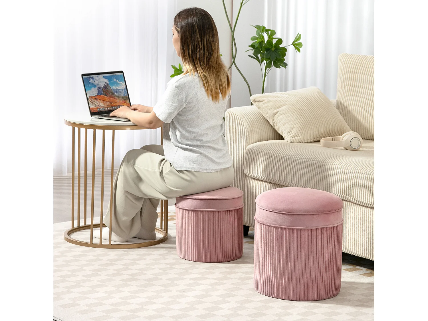 Set 2 pouf con contenitore impilabili e imbottiti in velluto rosa