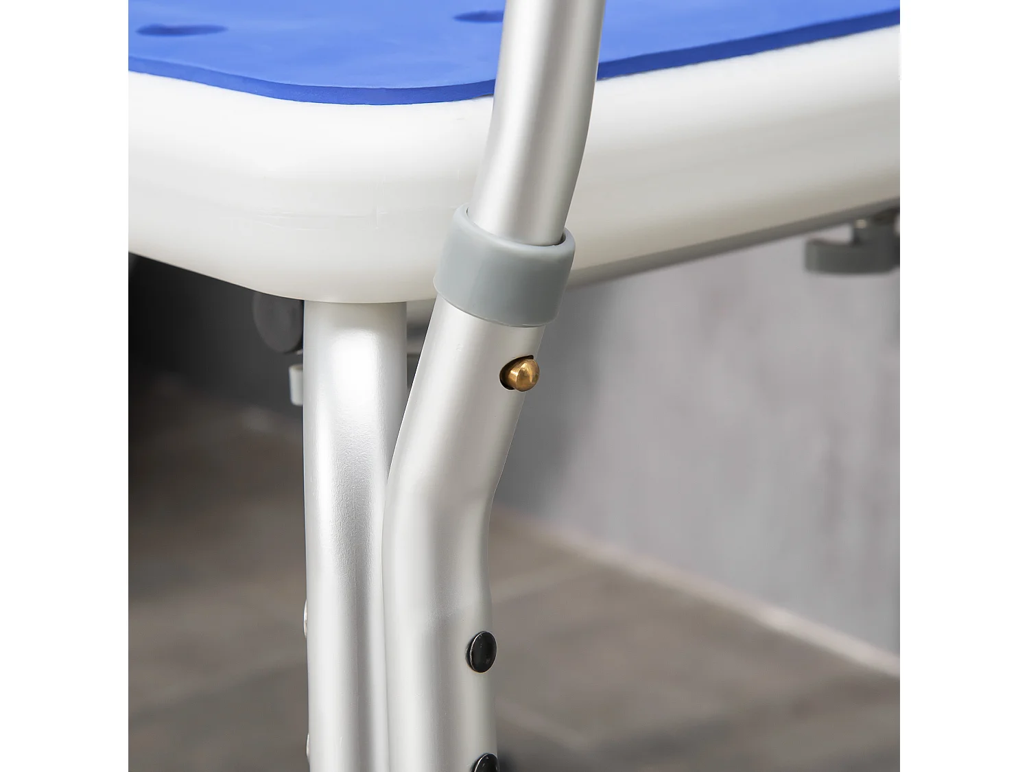 Sedia per doccia altezza regolabile braccioli piedini a ventosa