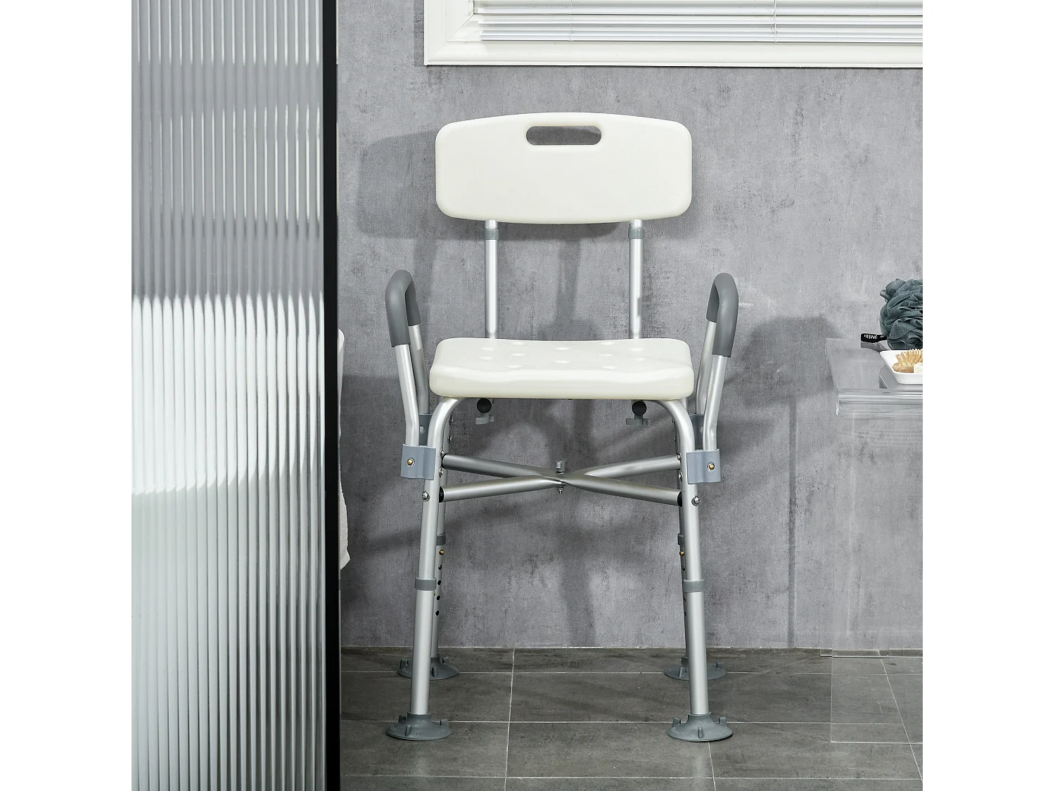 Sedia per doccia ad altezza regolabile con braccioli e cuscino bianca