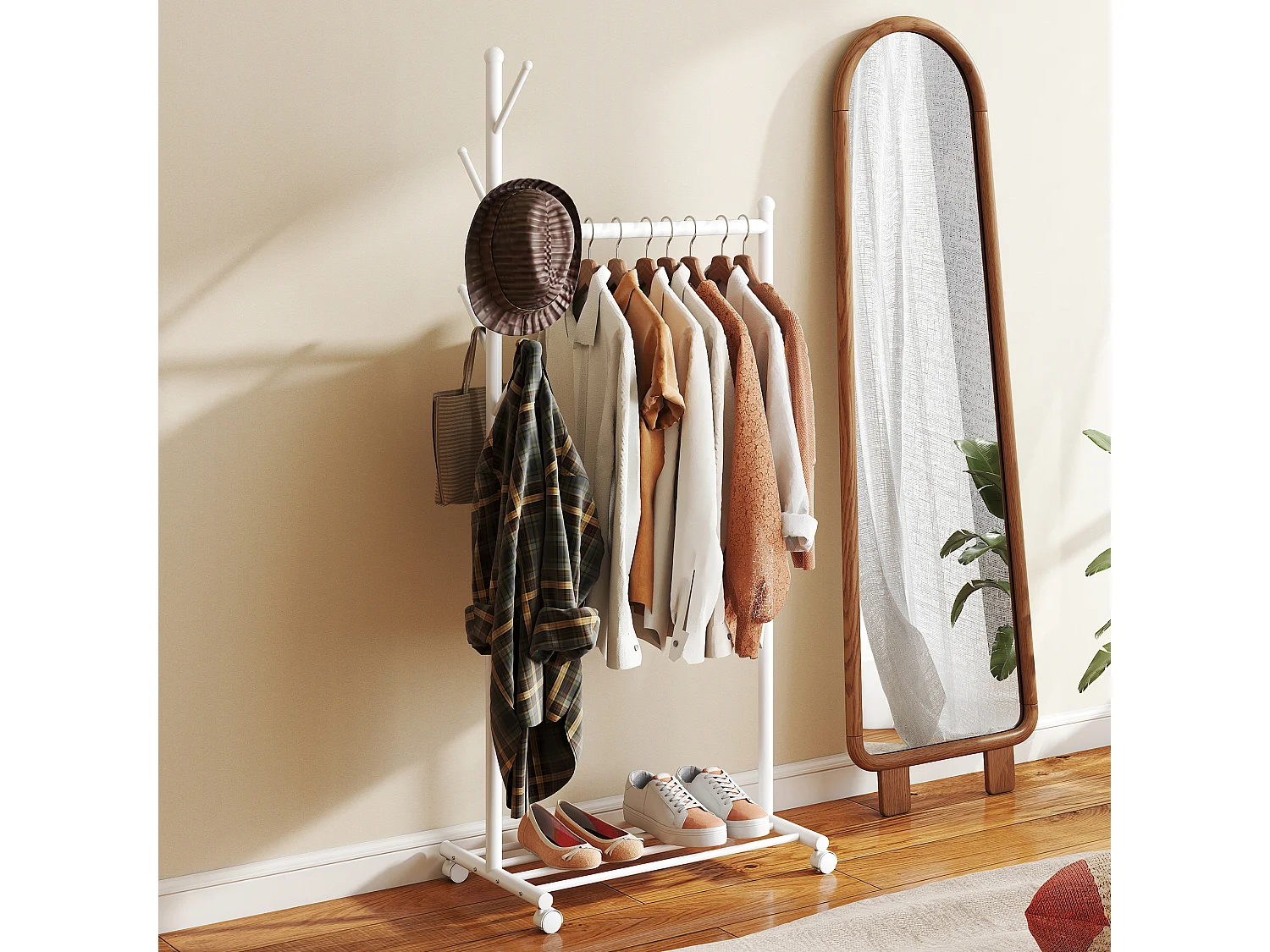 Appendiabiti con ruote girevoli 5 ganci e ripiano per scarpe bianco