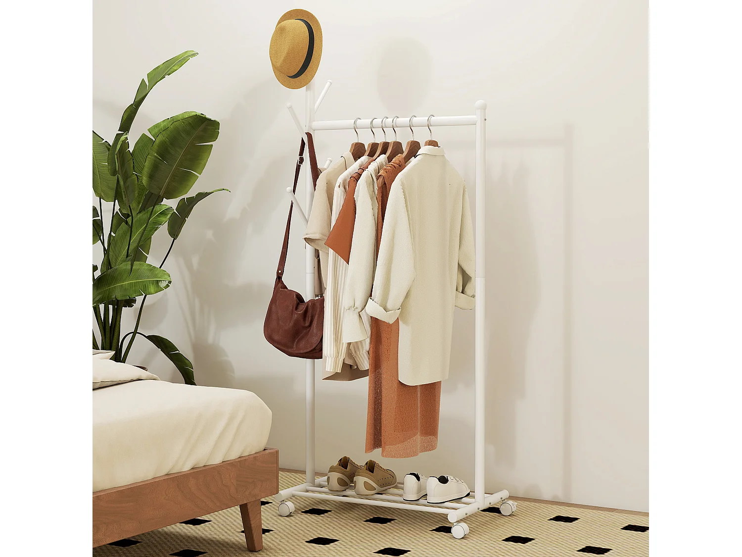 Appendiabiti con ruote girevoli 5 ganci e ripiano per scarpe bianco