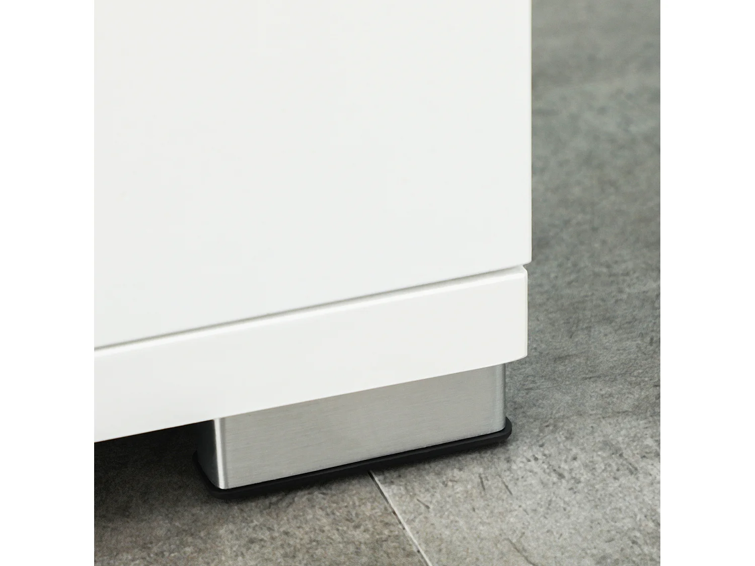 Mobile bagno con 2 armadietti con ante e 2 ripiani aperti