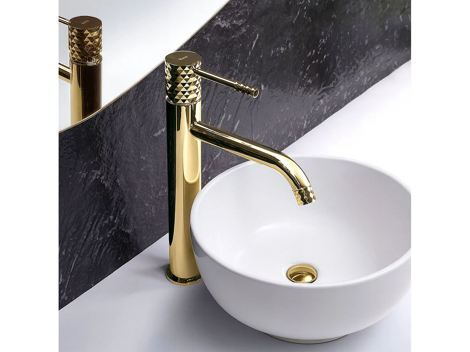 Robinet De Lavabo Rea Lungo Diamond High Gold