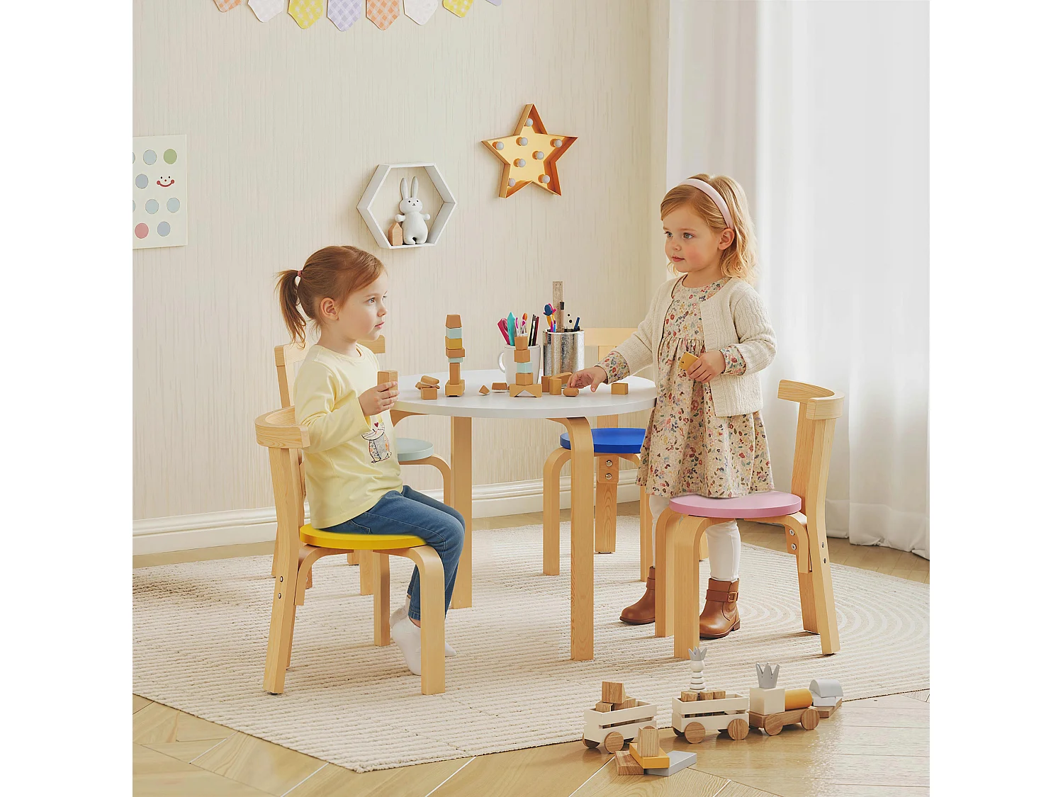 Set tavolo e sedie per bambini 3-8 anni 5 pz in legno multicolore