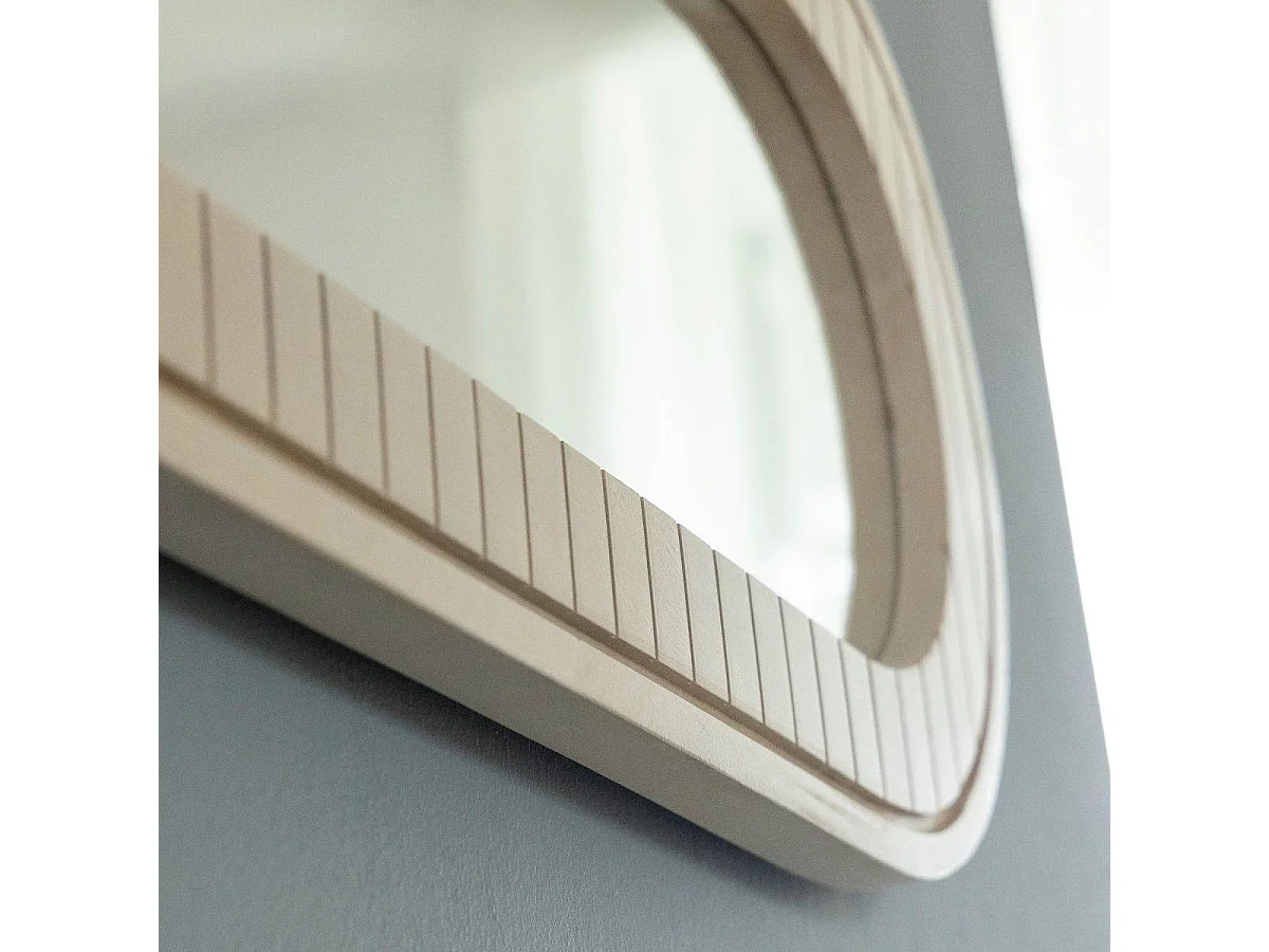 Miroir en bois de manguier Yoni