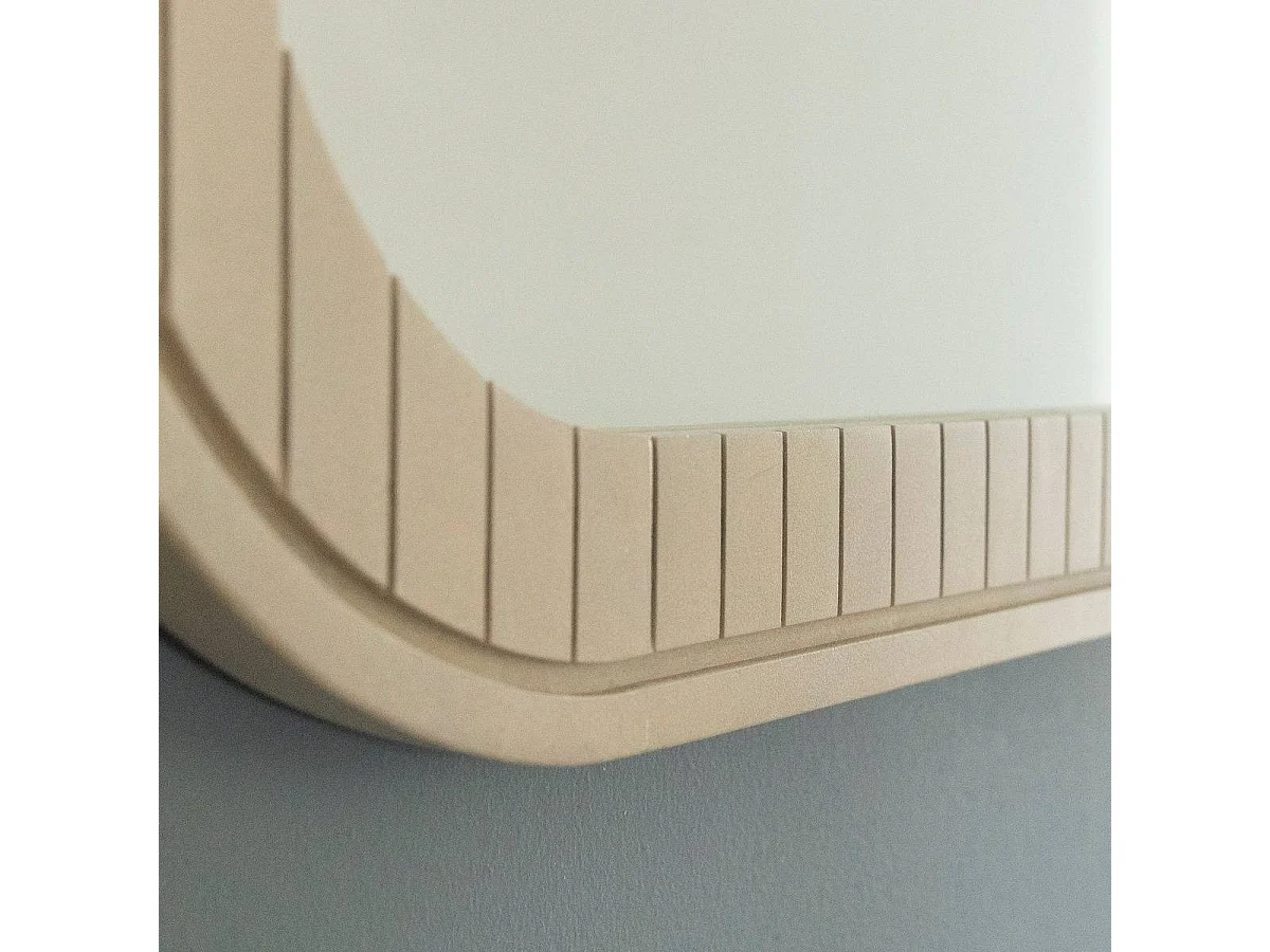 Miroir en bois de manguier Yoni