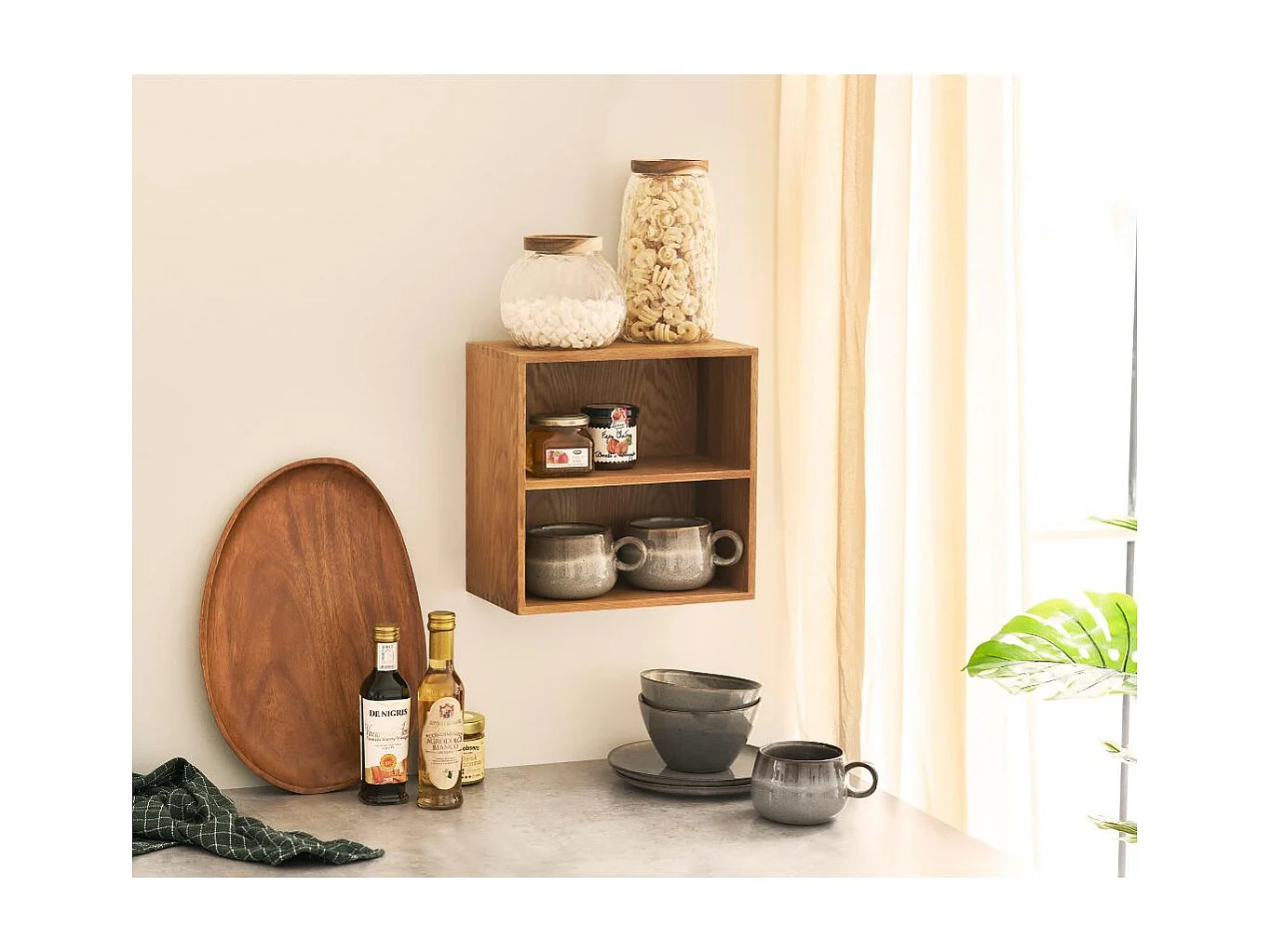 Vega plateau en bois nature.