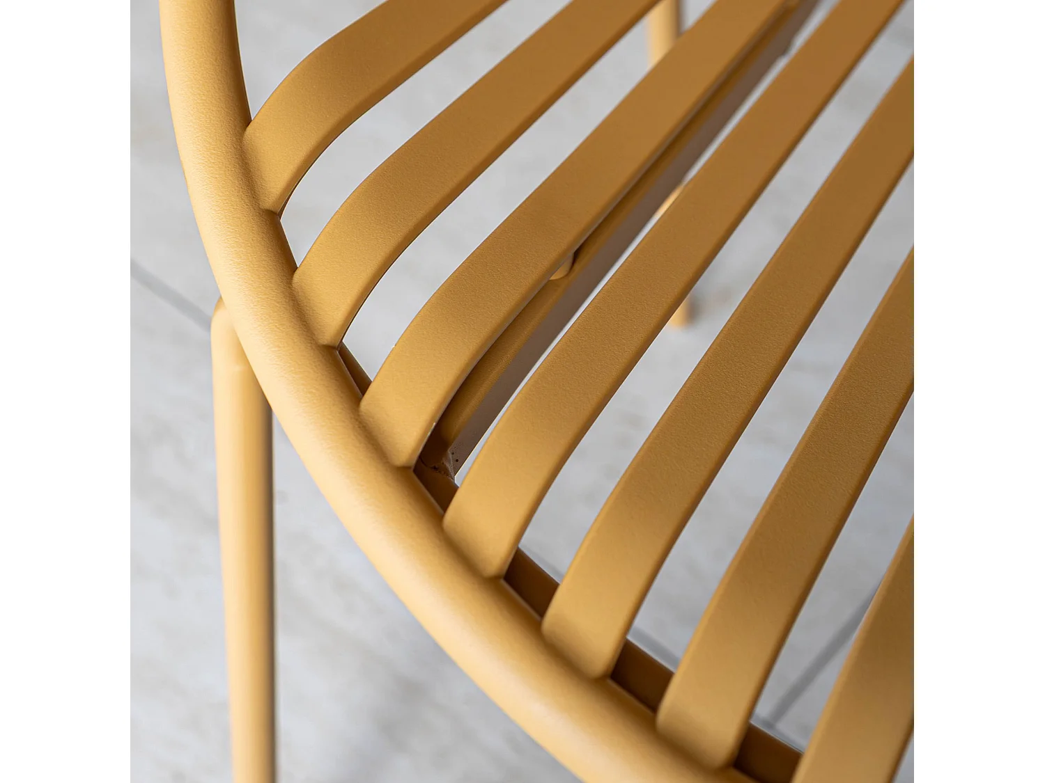 Now's Home - Lot De 4 Fauteuils De Table De Jardin En Polypropylène Et Metal Ocre Calypso