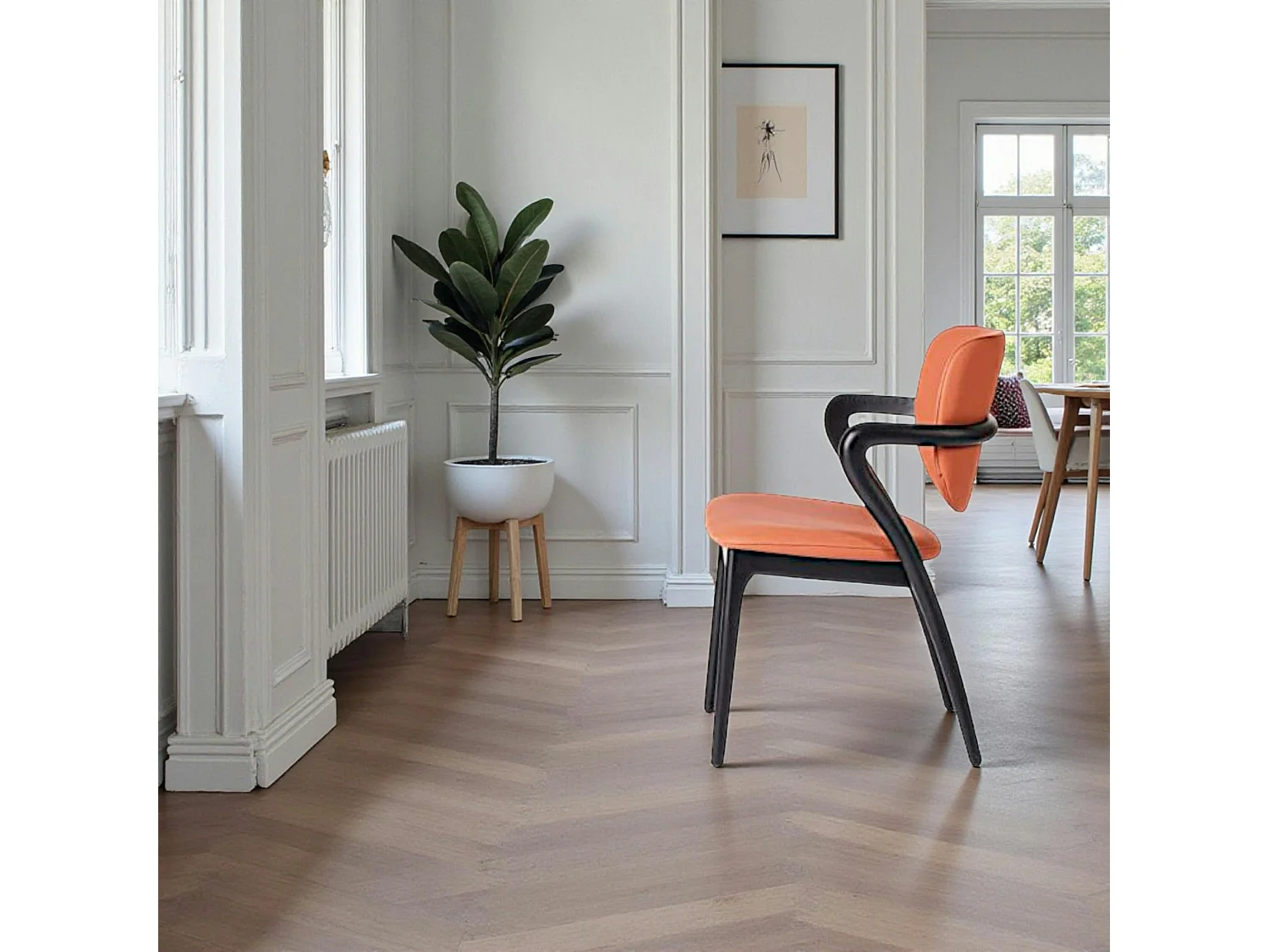 Chaise en cuir terracotta, accoudoirs bois noir ALDER