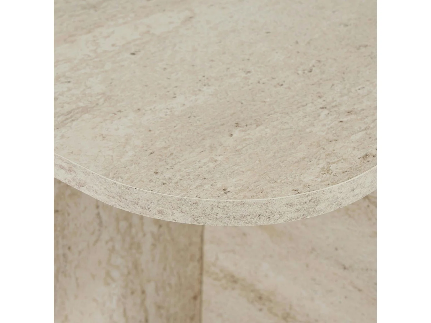 Table basse rectangulaire effet travertin bords ronds MARFA