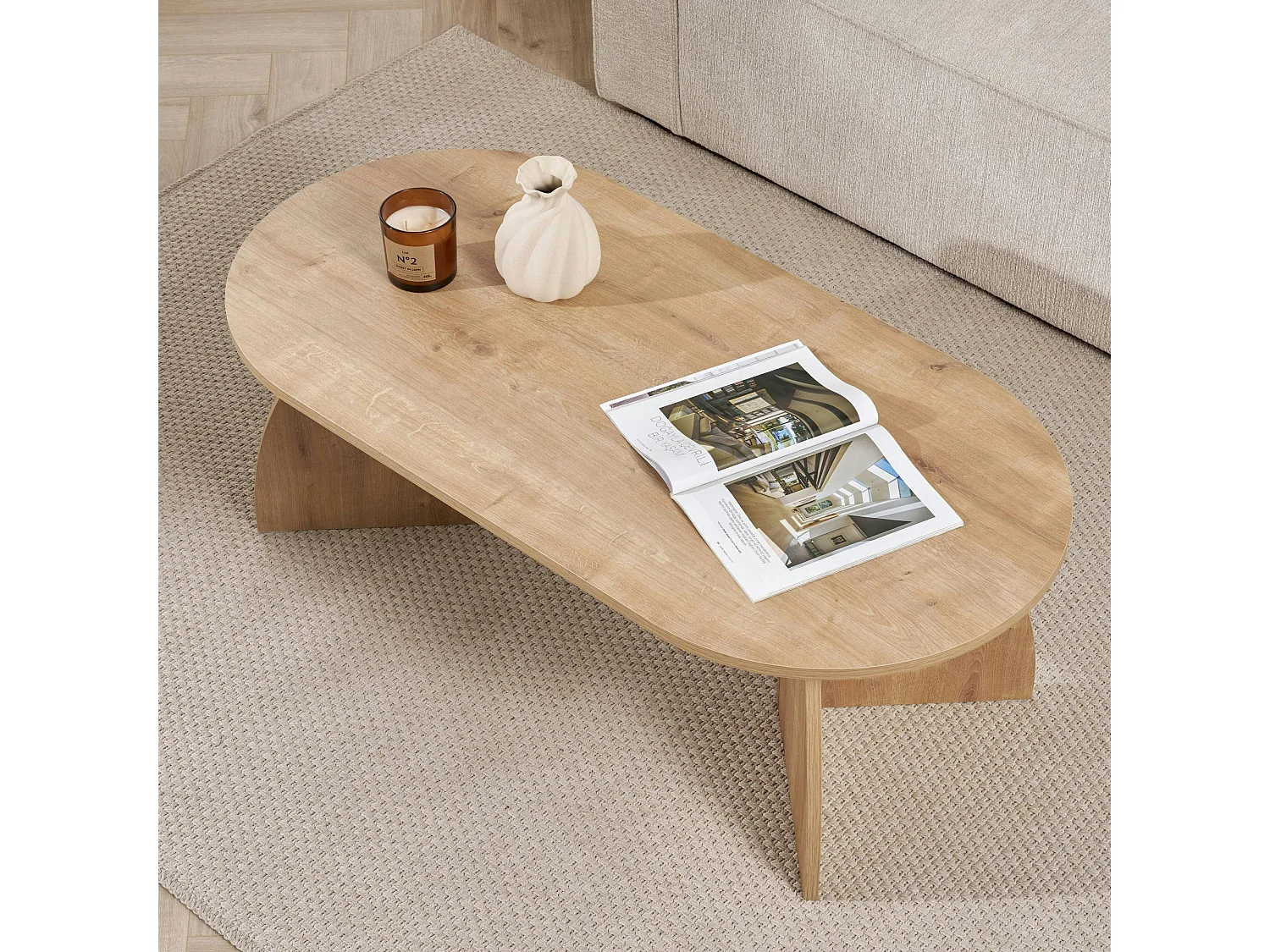 Table basse ovale effet bois de chêne, pieds courbes MARFA
