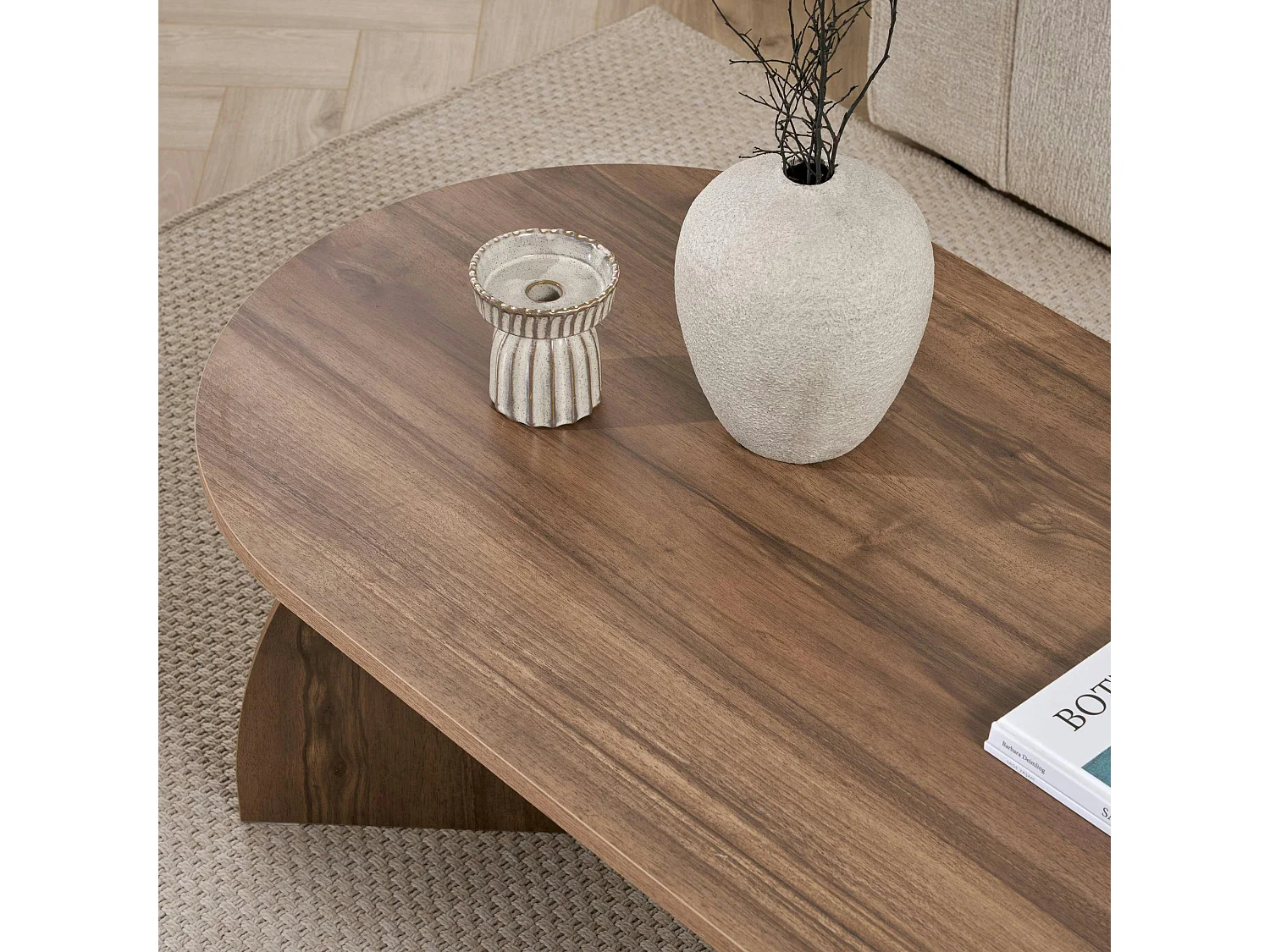 Table basse ovale effet bois de noyer pieds courbes MARFA