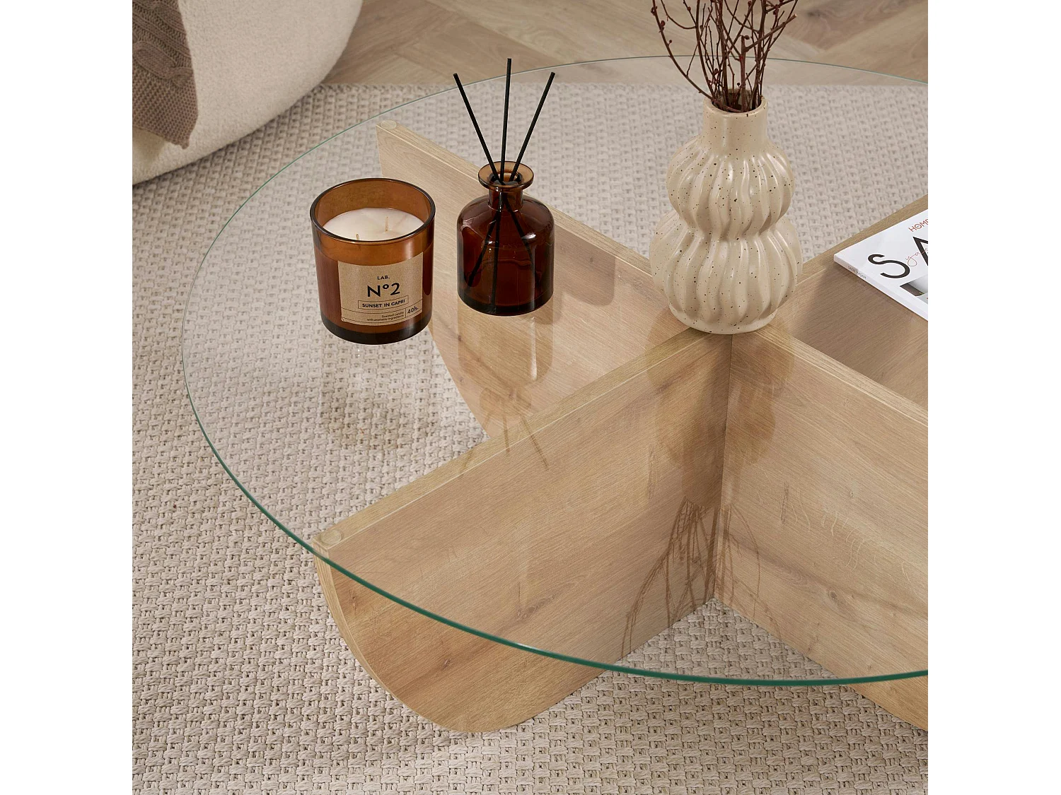 Table basse ronde en verre pied croisé effet bois SALTA