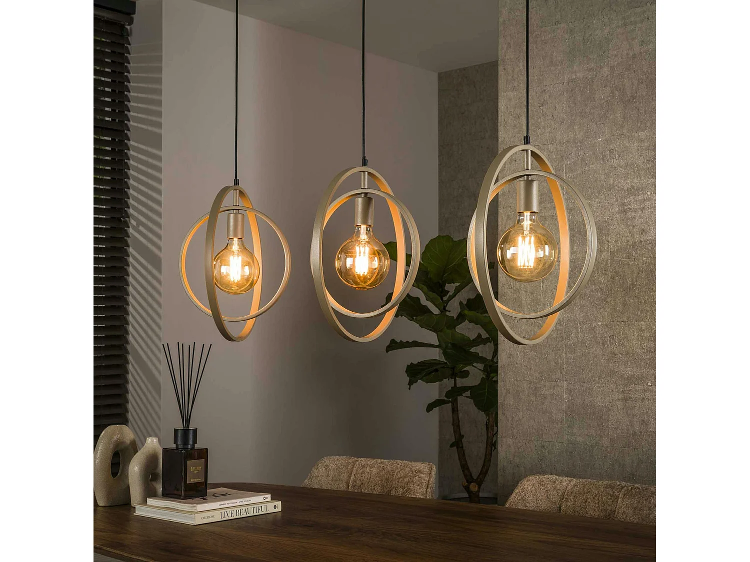 Suspension îlot beige mat, 3 anneaux pivotants métal TRIBECA