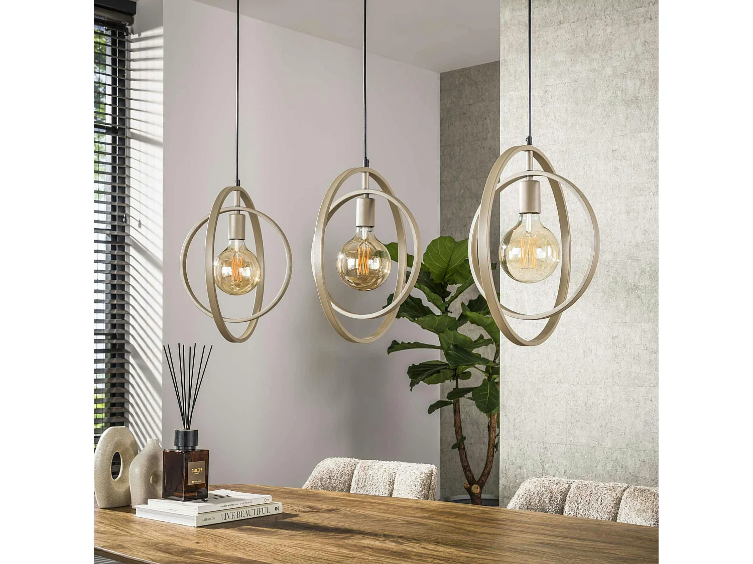 Suspension îlot beige mat, 3 anneaux pivotants métal TRIBECA