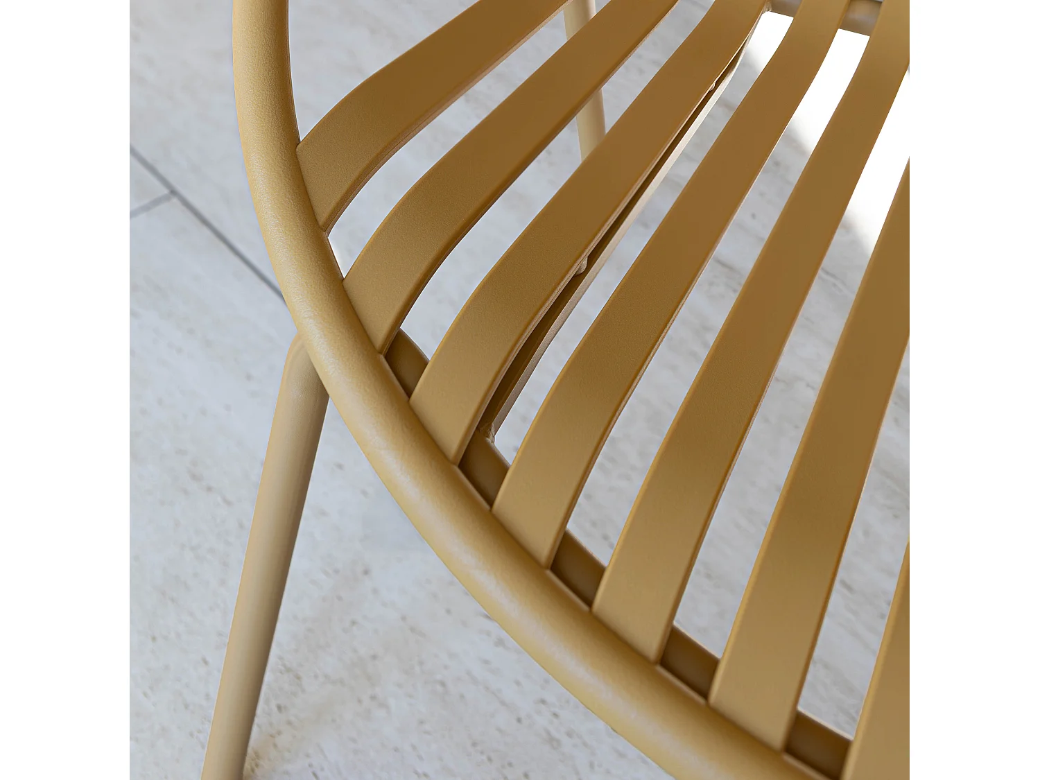 Now's Home - Salon De Jardin En Polypropylene Et Metal Ocre Calypso
