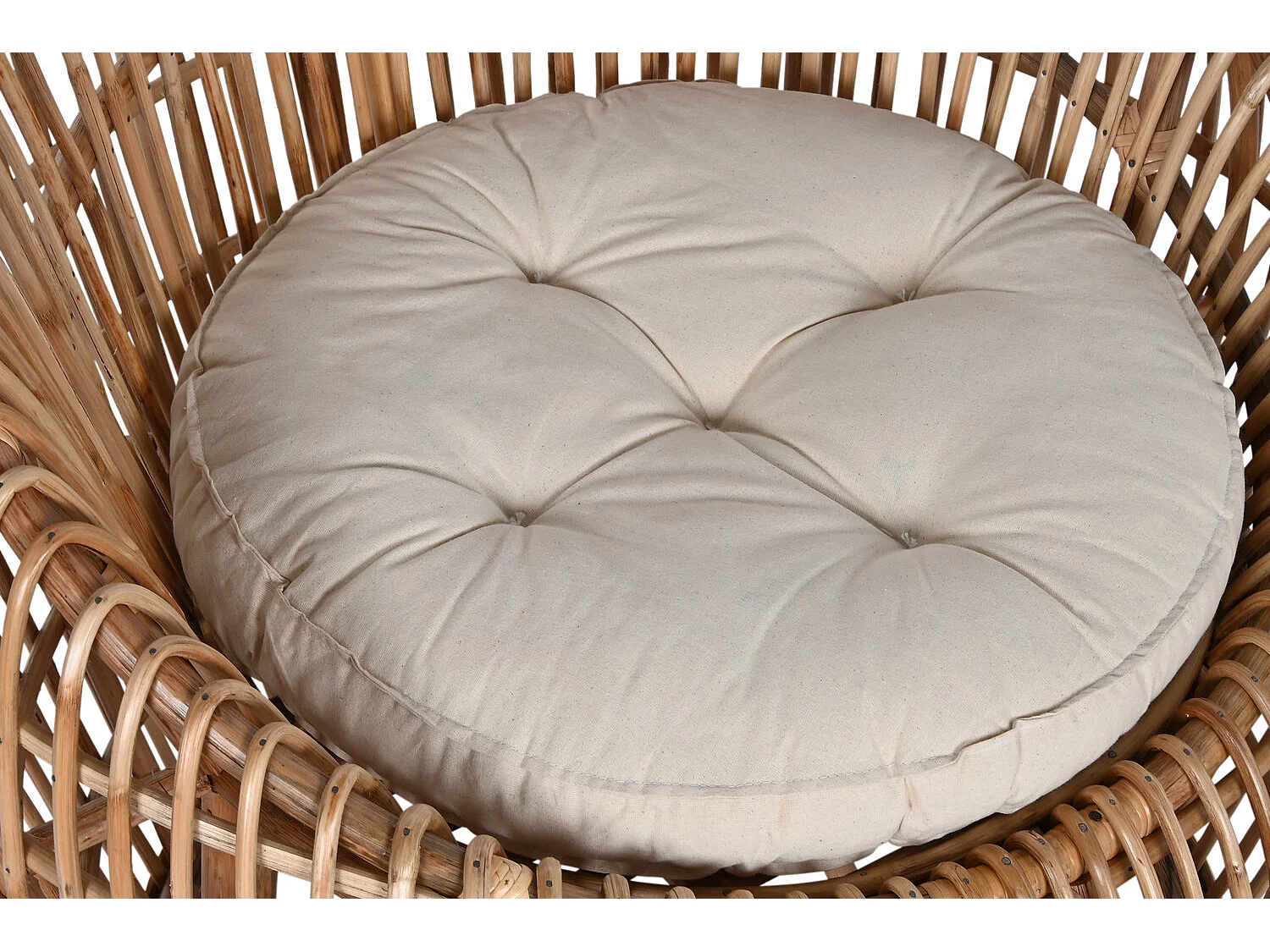 BAMBOE RATTANSTOEL 70X70X74 NATUURLIJK, ideaal voor uw huis. Het voegt glamour en een speciaal tintje toe aan uw huis.