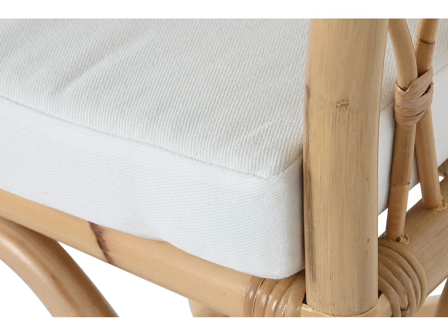 POLYESTER WALNOOT STOEL 52X585X98 VERSTELBAAR CHROOM ideaal voor uw huis, voegt glamour en een speciaal tintje toe aan uw huis.