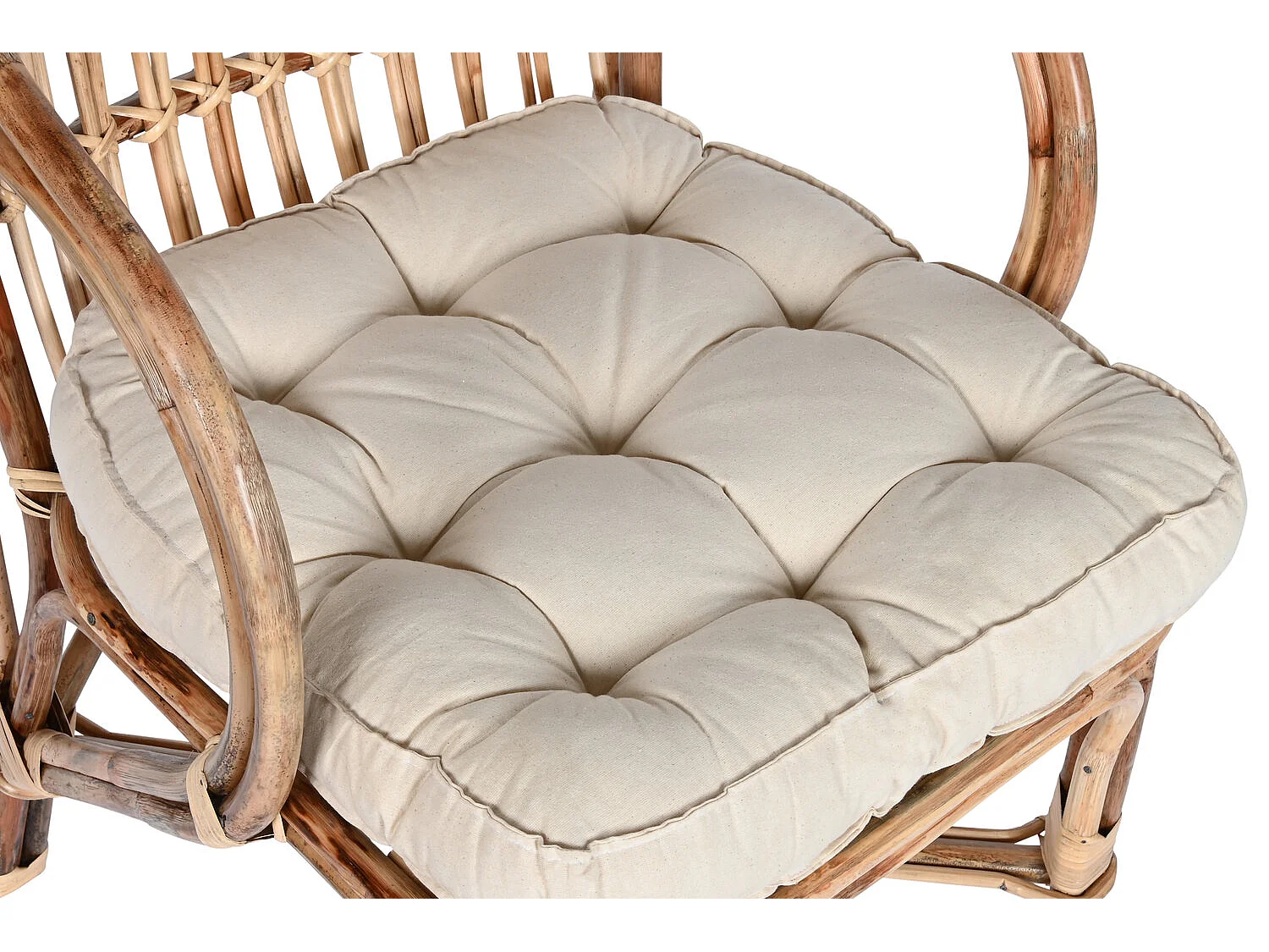 BAMBOE RATTANSTOEL 58X65X85 NATUURLIJK, ideaal voor uw huis. Het voegt glamour en een speciaal tintje toe aan uw huis.