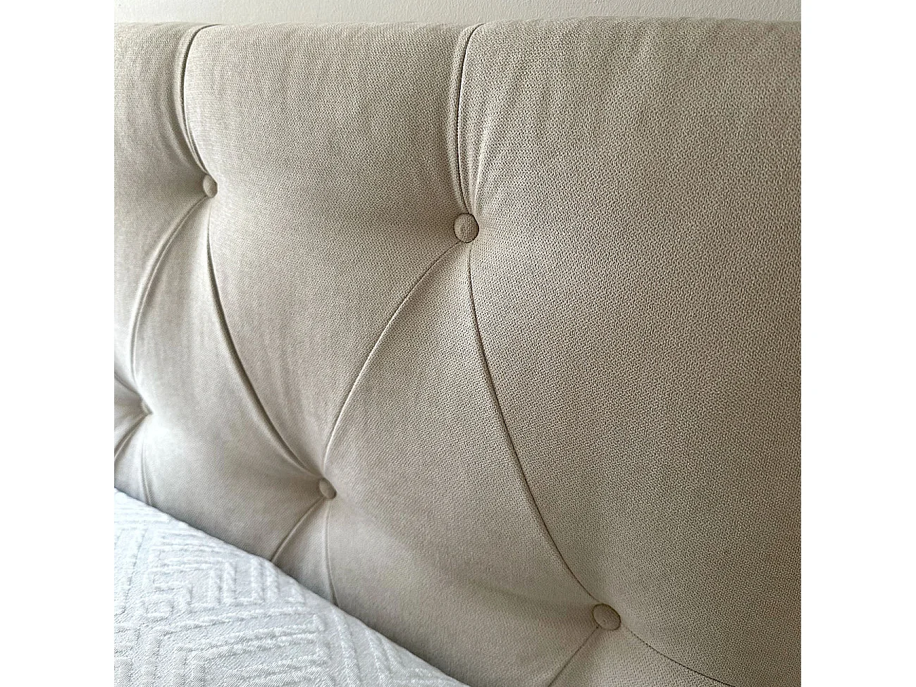 Tête de lit capitonnée Capy gris tissu anti-taches y structure en bois de pin – 170x60 cm, pour lits de 160 cm