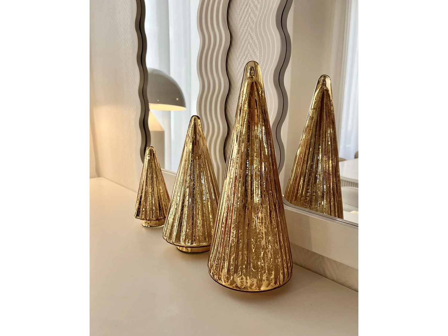 Lot de 3 figurines OYEREN 21/29/37 cm Arbre de Noël Doré