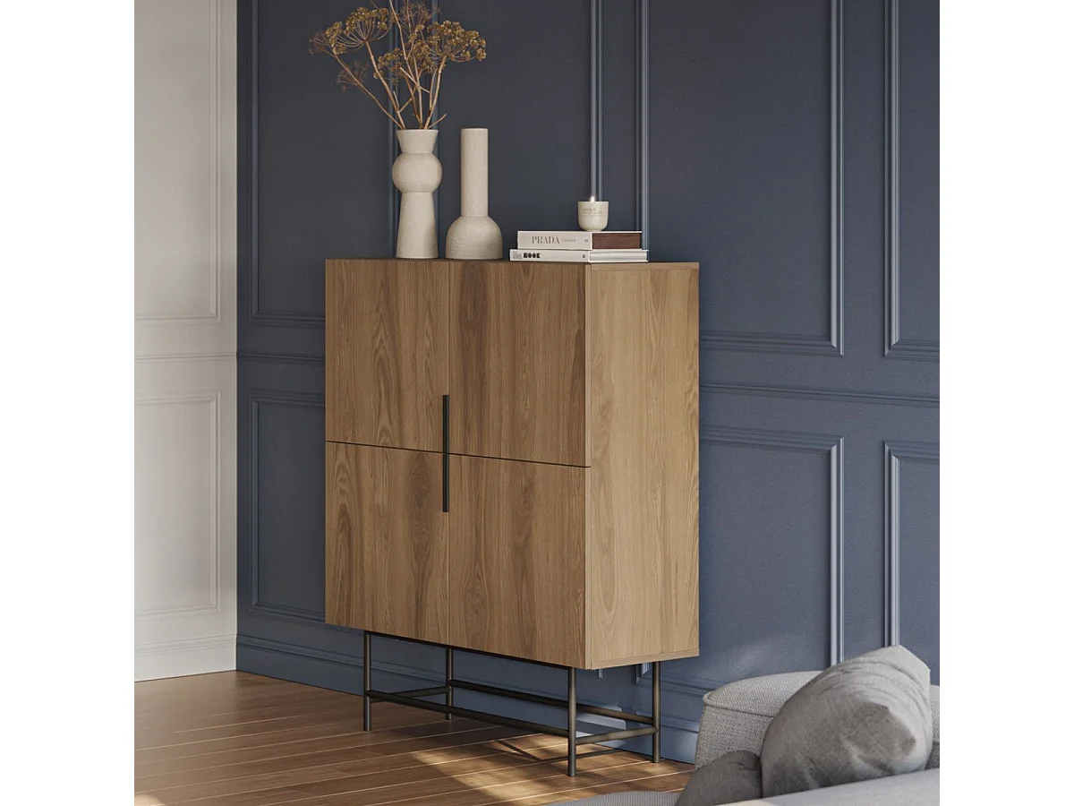 Meuble de rangement 4 portes en mélaminé imitation bois et piètement et poignées en métal laqué noir - ALDINE