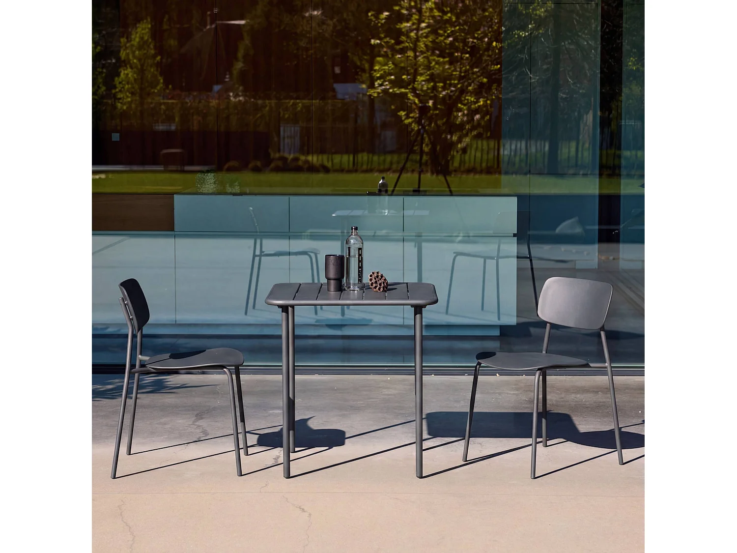 Mesa de jardín de metal con 2 sillas antracita