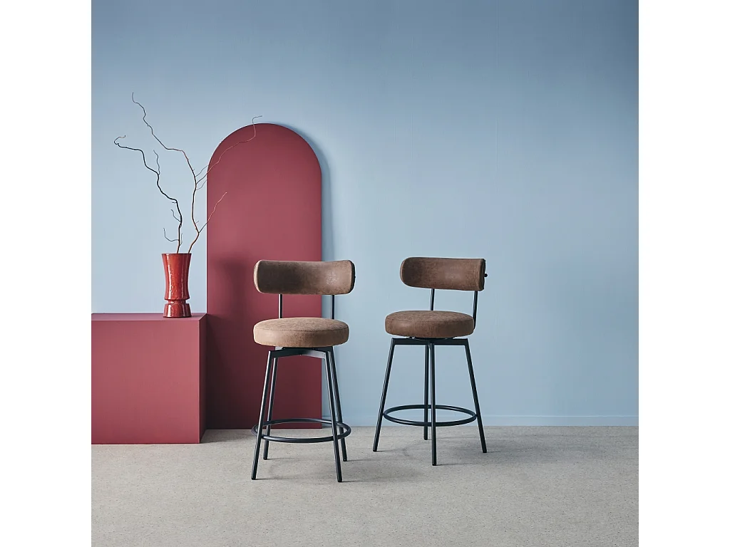 Taburete de bar asiento giratorio metal y polipiel, set de 2 marrón