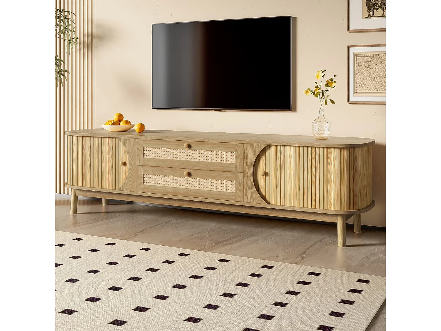 TV-Schrank – Natürlicher Holz-Blend TV-Schrank mit Türen und Schubladen. TV-Ständer mit Rattanseiten. Aufbewahrungslösung, Natürlicher Landhausstil