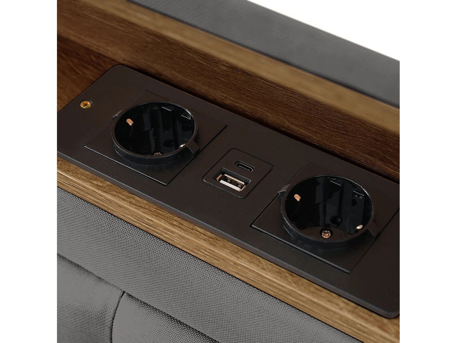 Lit coffre 140x200 - avec tête de lit avec rangement, USB/Type-C, sommier à lattes - en lin - gris - matelas inclus