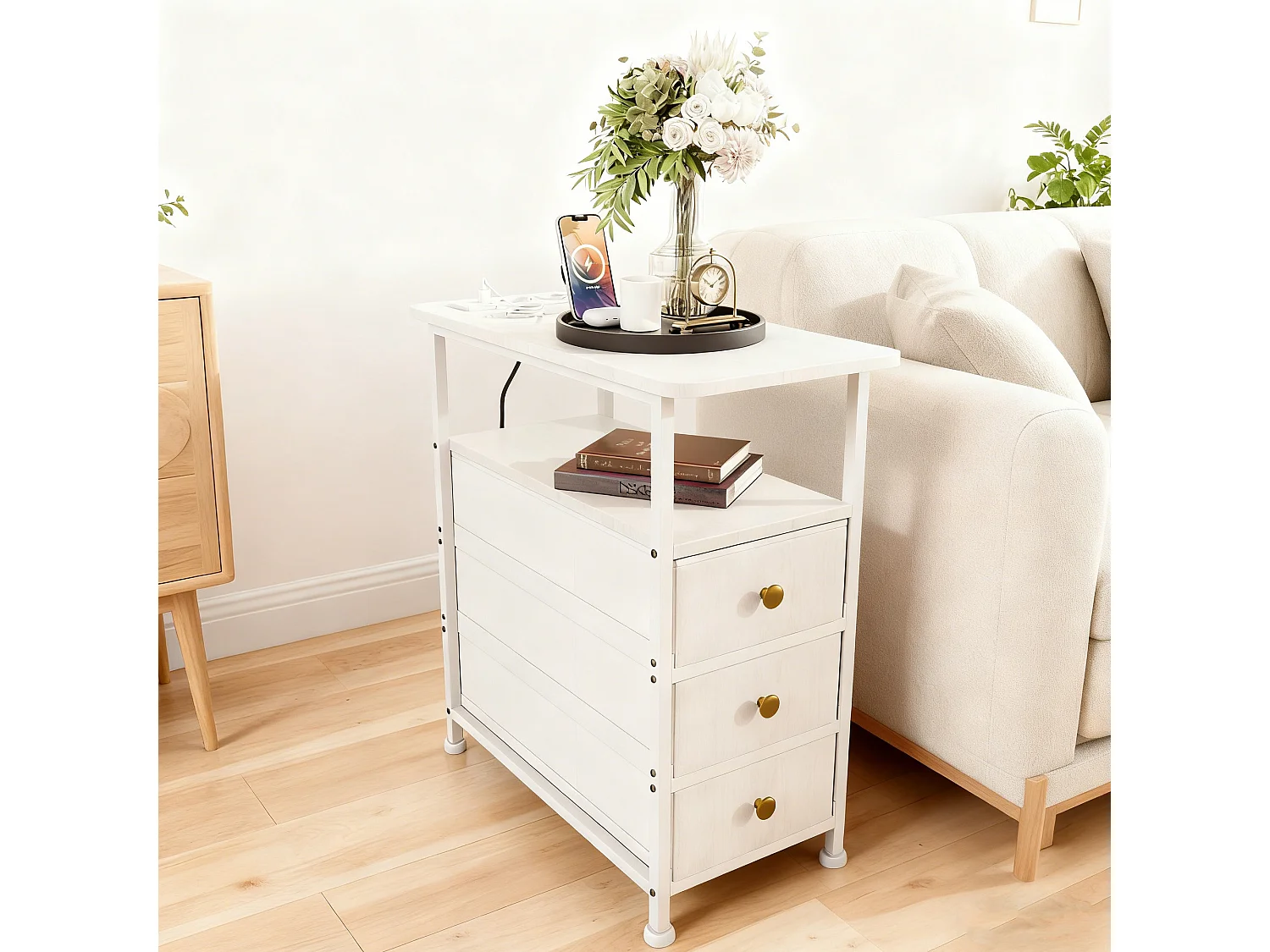 Table d'appoint carrée, table de chevet -Table d'appoint avec USB, 3 tiroir et 2 étagères, style moderne, 62x60x30 cm, blanc