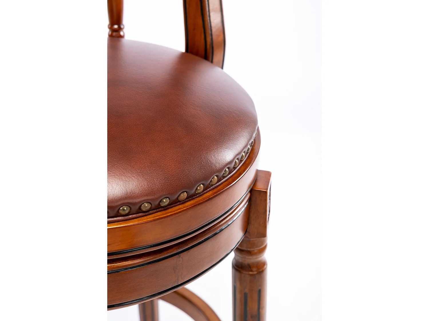 Tabouret de bar pivotant - Assise cuir marron- Couleur noyer 54.8x54.8x66cm