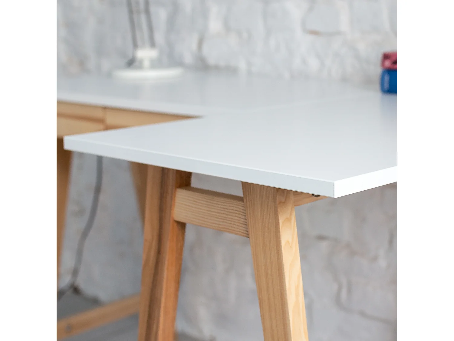 Bureau d'angle avec tiroir 115 x 85 cm Luka Beige Brun | Pieds en frêne | Côté droit