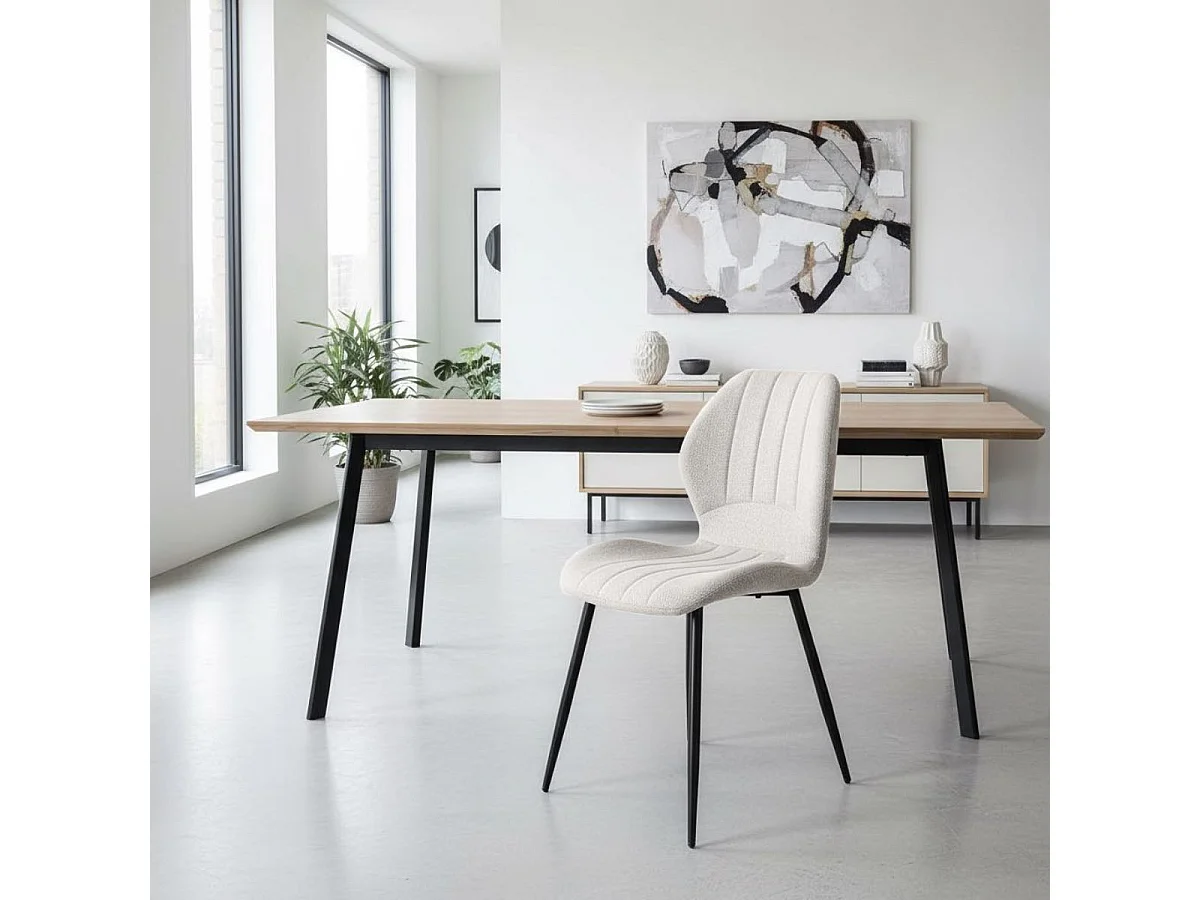 Lot de 4 chaises en tissu polyester maillé crème et pieds en métal laqué noir - MALDI