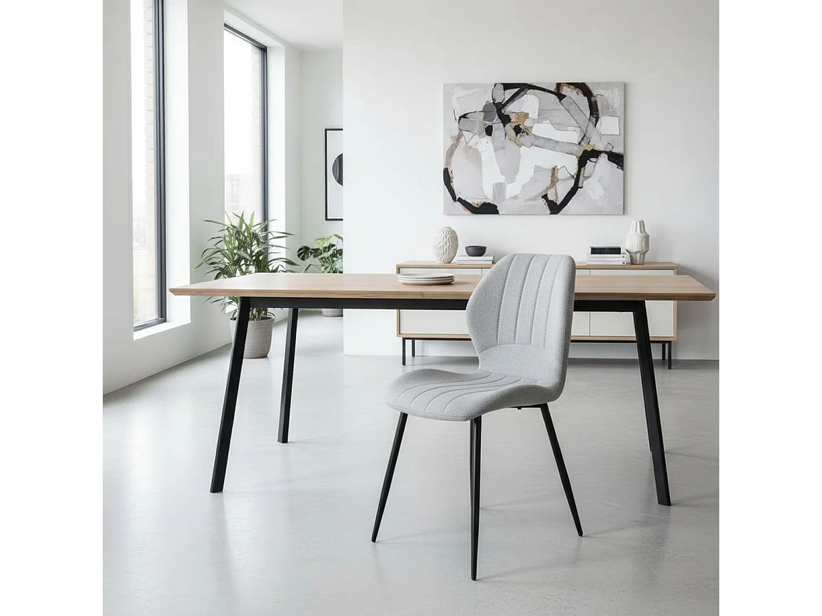 Lot de 4 chaises en tissu polyester maillé gris clair et pieds en métal laqué noir - MALDI