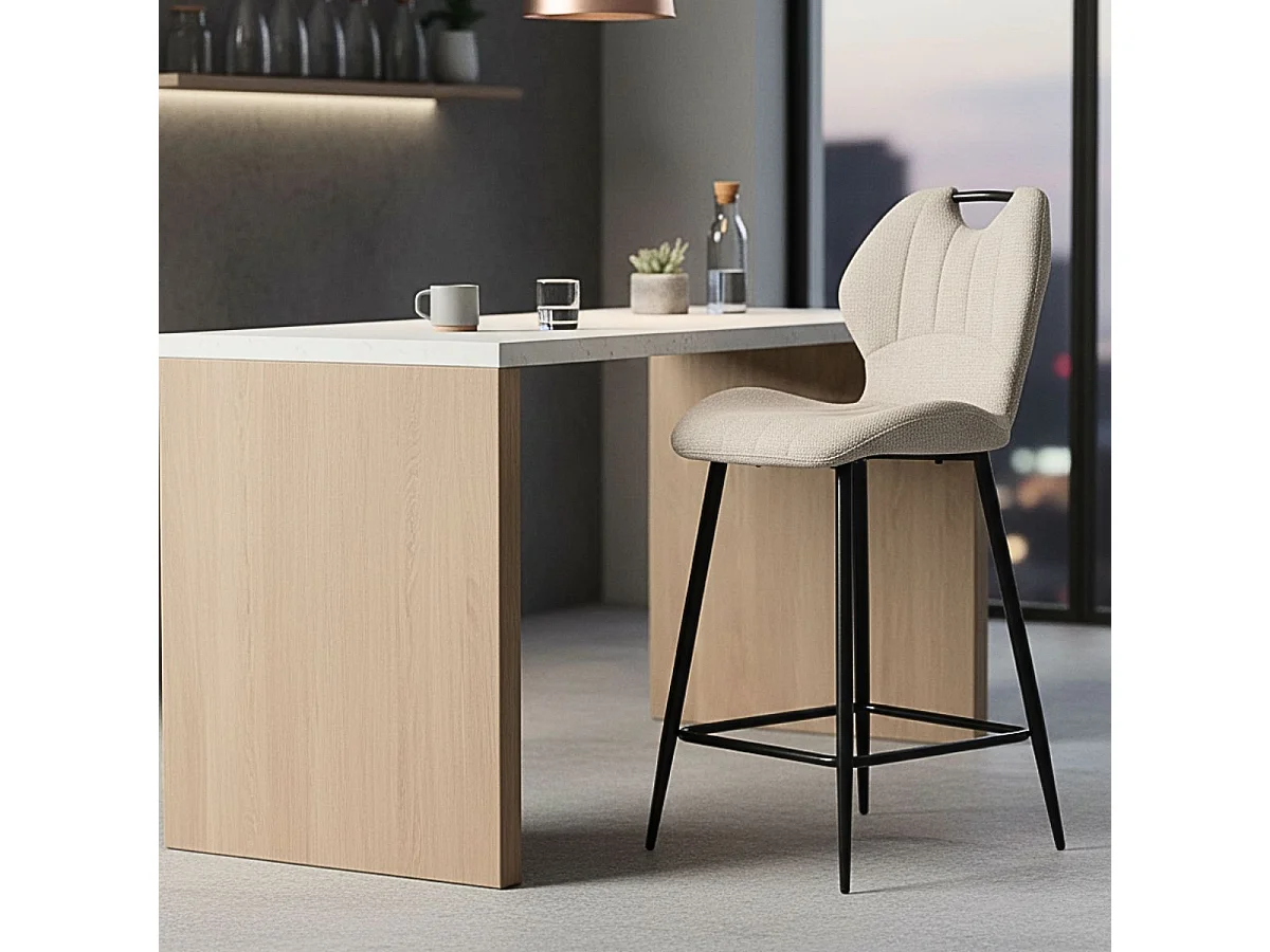 Lot de 2 tabourets de bar en tissu polyester maillé beige avec poignée et pieds en métal laqué noir - MILDA