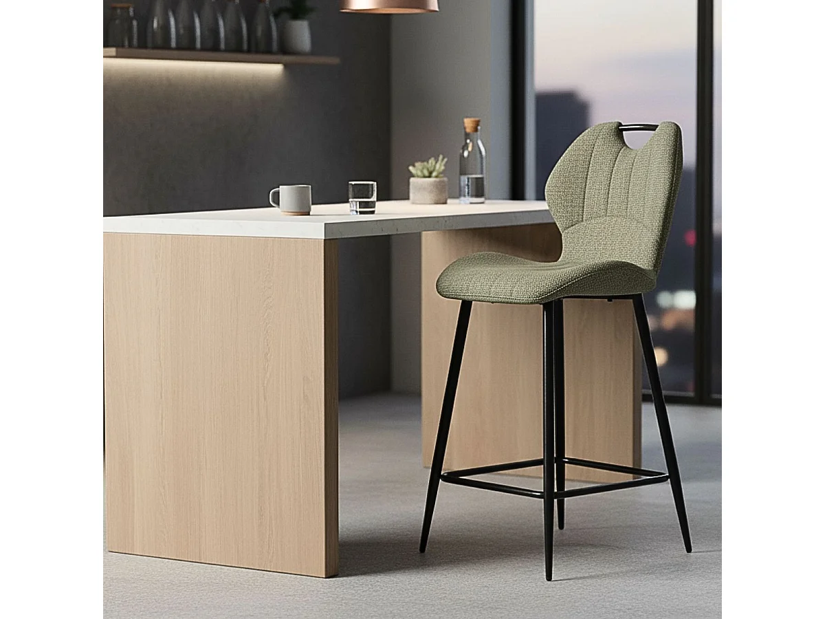 Lot de 2 tabourets de bar en tissu polyester maillé vert avec poignée et pieds en métal laqué noir - MILDA