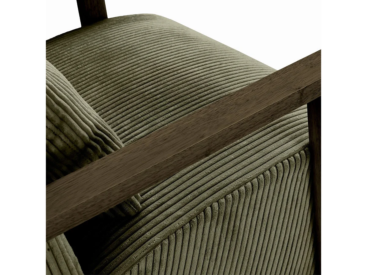 Fauteuil en velours côtelé vert vintage avec accoudoirs et pieds en chêne foncé - BONIFACE