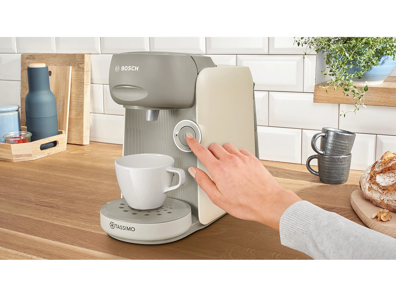 Machine a café multi-boissons - BOSCH - TASSIMO - T16 Finesse vanille - 1400 W