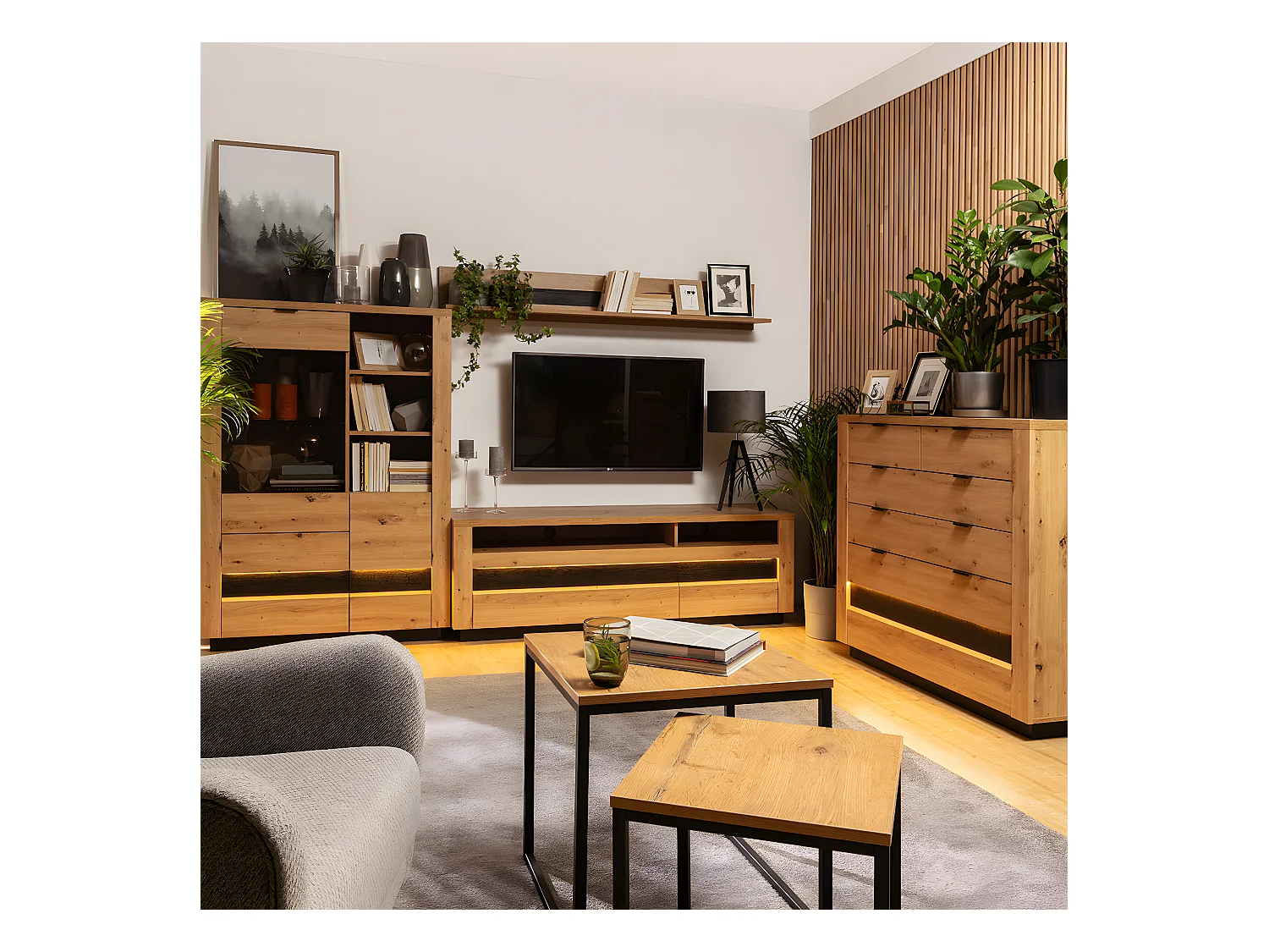 Meuble TV 2 tiroirs 2 niches 161 cm avec LED Glenn Bois et Noir