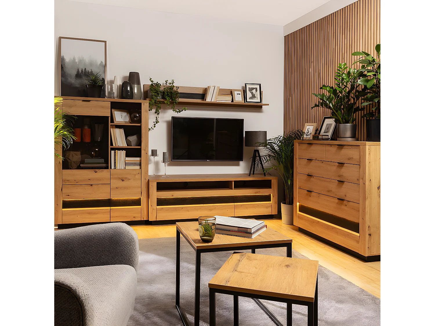 Meuble TV 2 tiroirs 2 niches 161 cm avec LED Glenn Bois et Noir