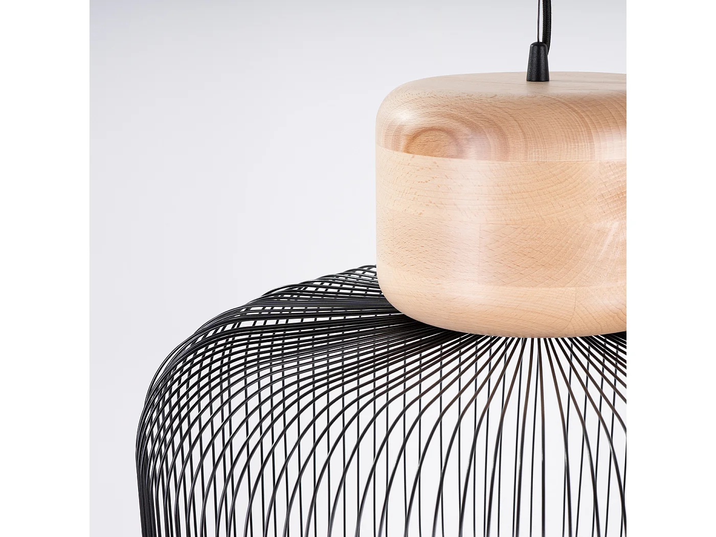 Hängelampe Gabbia Industrie aus  Stahl/Holz - 1 lichtquellen - L.55 x H. cm - schwarzes/naturfarbenes Holz