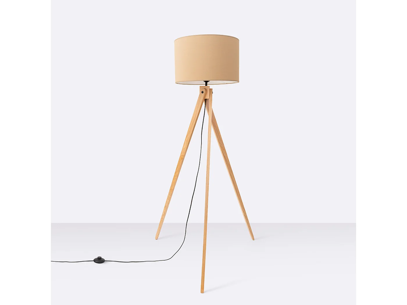 Lampadaire moderne en tissu/PVC/bois - 1 sources lumineuses - L.77 x H.140 cm - taupe/bois naturel