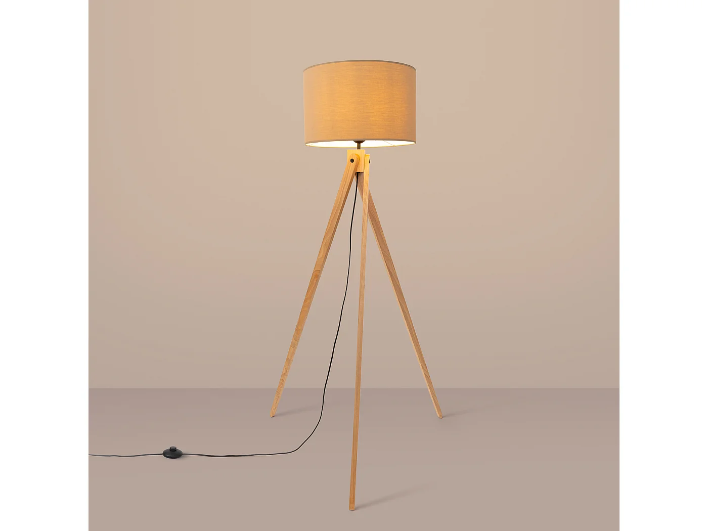 Lampadaire moderne en tissu/PVC/bois - 1 sources lumineuses - L.77 x H.140 cm - taupe/bois naturel