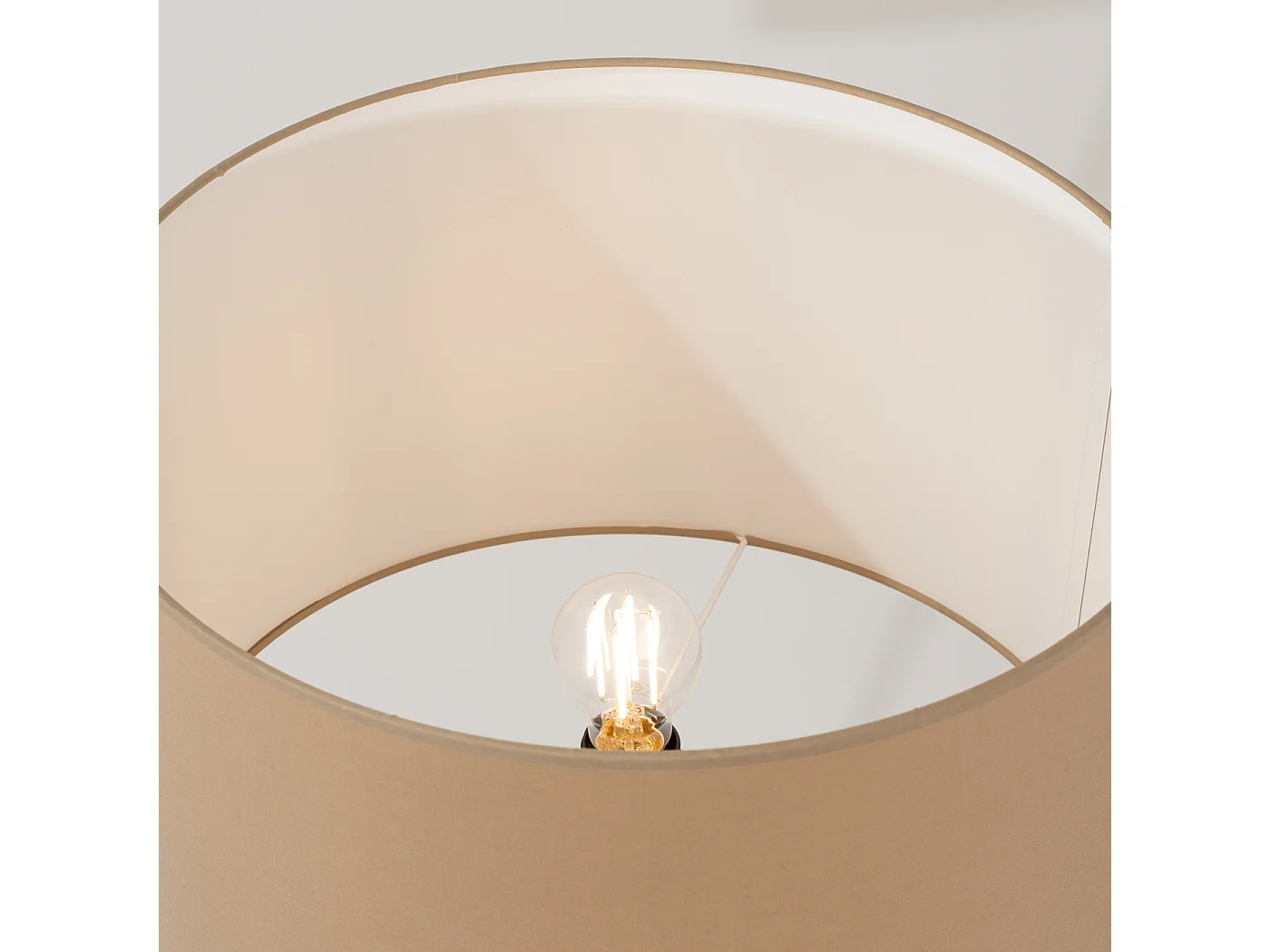 Lampadaire moderne en tissu/PVC/bois - 1 sources lumineuses - L.77 x H.140 cm - taupe/bois naturel
