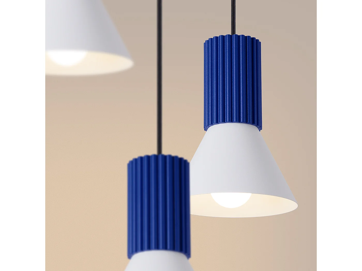 Lámpara colgante Estria desván de acero/aluminio - 3 fuentes luminosas - L.30 x A.120 cm - blanco/ultramar