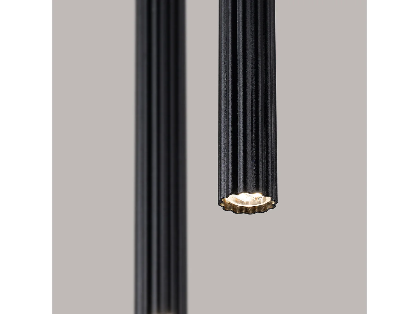 Lámpara colgante Arche moderno de acero - 2 fuentes luminosas - L.15 x A.118 cm - negro
