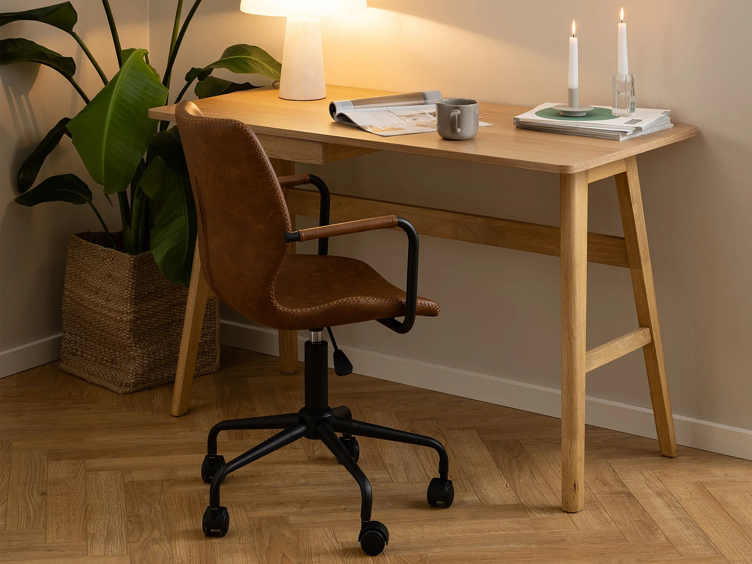 Bureau Vigo 120 cm avec tiroir, couleur Oak lacquered